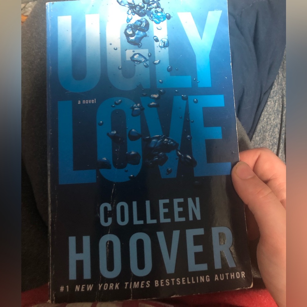 Ugly love by Colleen Hoover FREE IN BUNDLE